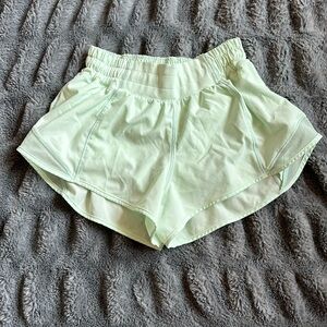 Lululemon shorts- mint size 4
